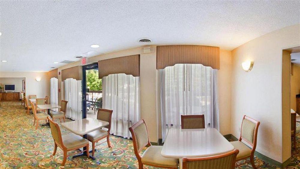 Holiday Inn Express Richmond-Mechanicsville By Ihg Buitenkant foto