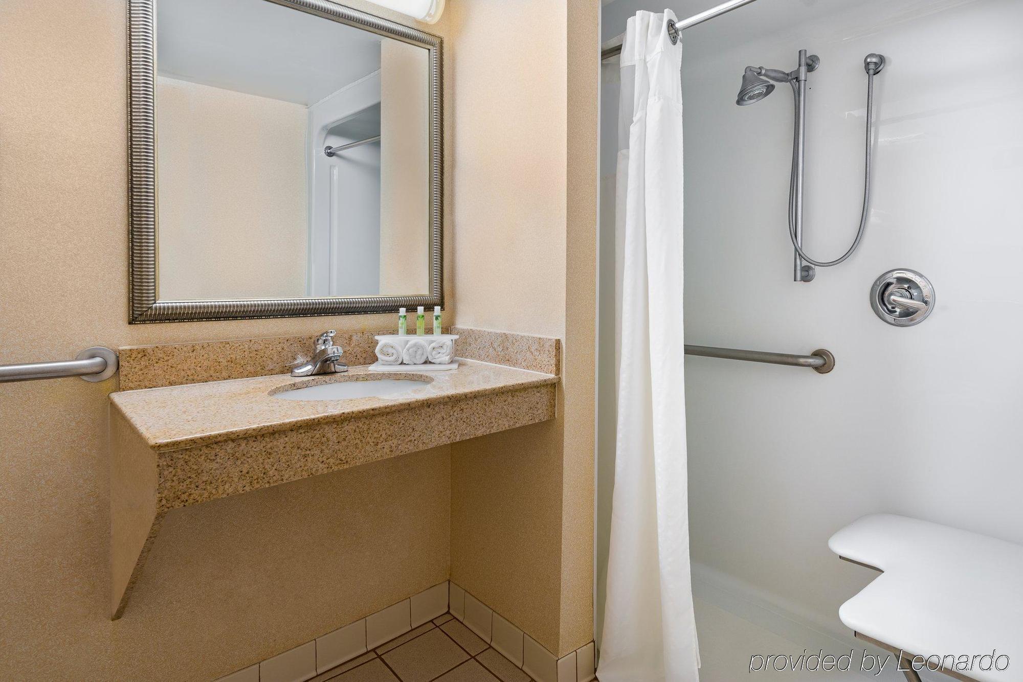 Holiday Inn Express Richmond-Mechanicsville By Ihg Buitenkant foto
